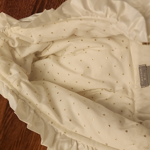 NWT - Tahari Baby Cream and Gold Puffer Jacket Size 24 months - Picture 5 of 5